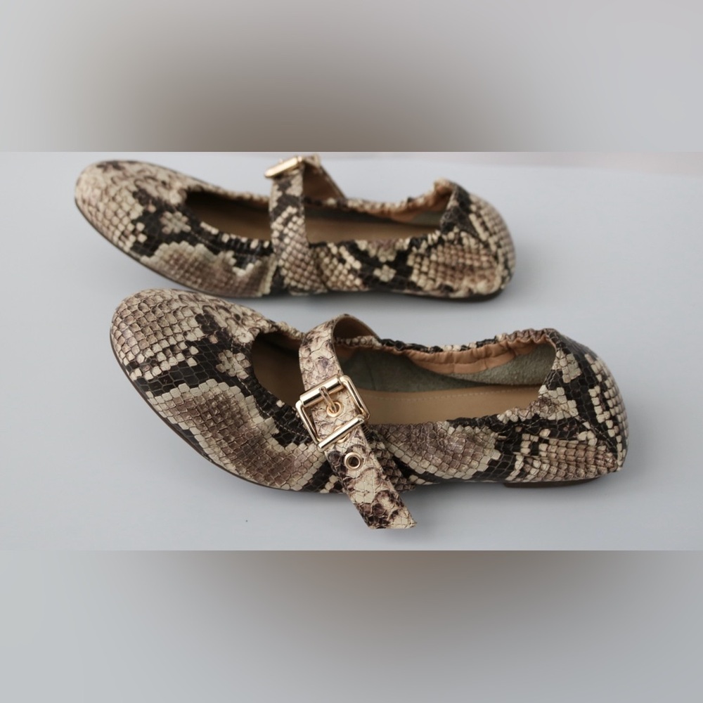 NWOT- Schutz- Calita Snake-Embossed Leather Flat- Size 7.5 - Picture 7 of 8